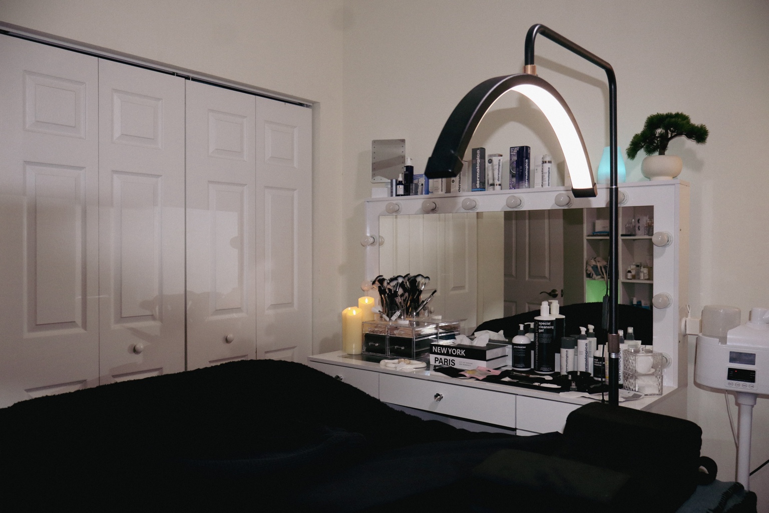 Wide view of the private studio